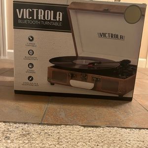 Victrola Bluetooth record player